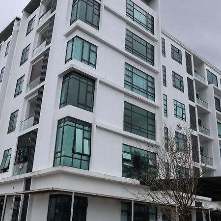Zen66 @ Roxy Serviced Apartment Kuching Exterior photo